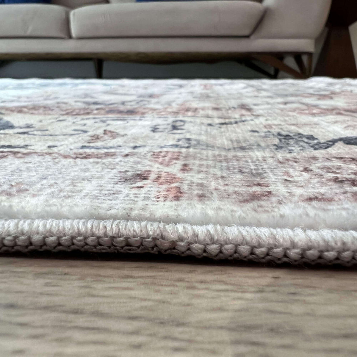 Bahala Vintage Washable Rug — room photo 4