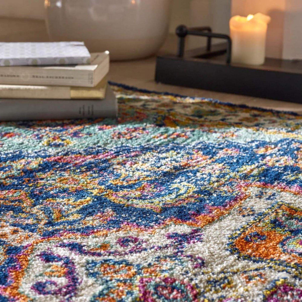 Granada Multicolour Vintage Rug | Emerald — room photo 2