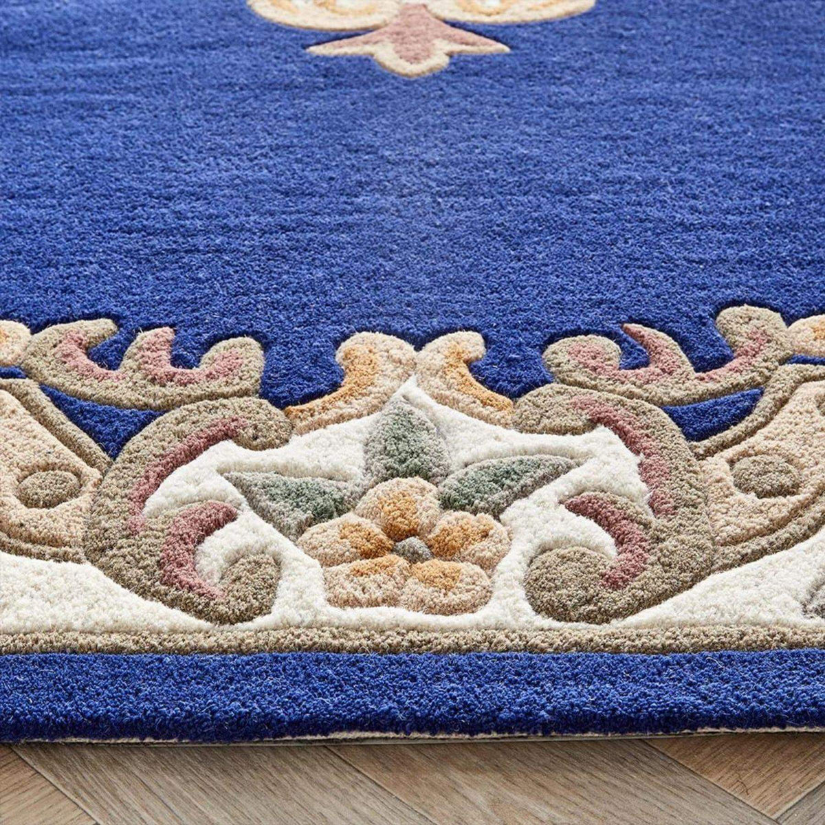 Shensi Navy Medallion Rug — room photo 4