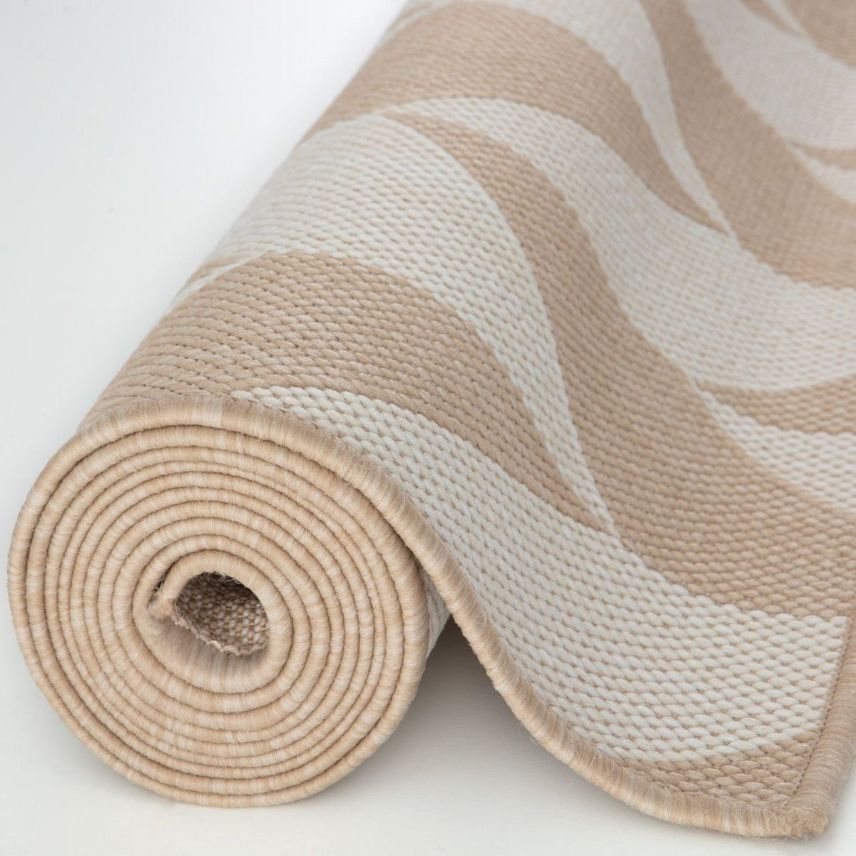 Ecology Outdoor Rug Beige | 600Be — room photo 5