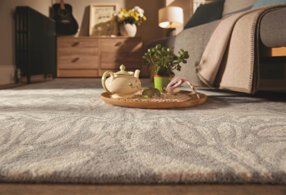 Heritage Lavender Floral Wool Rug — room photo 4