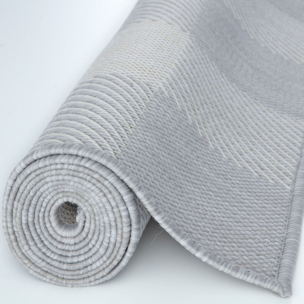 Ecology Outdoor Rug Grey | 700GR — room photo 5