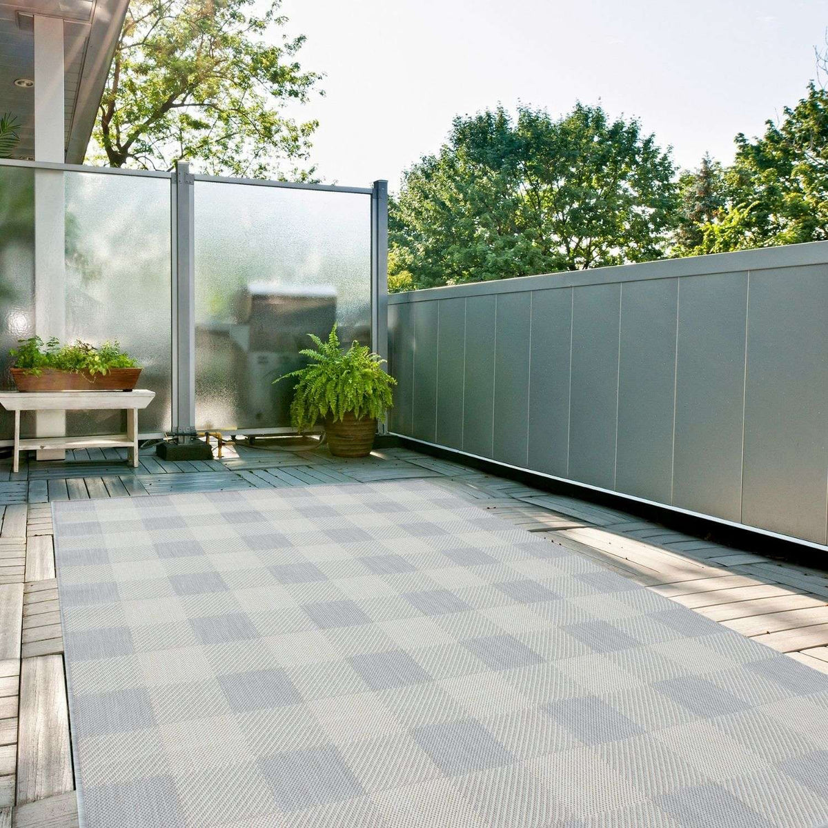 Ecology Outdoor Rug Grey | 700GR — room photo 9