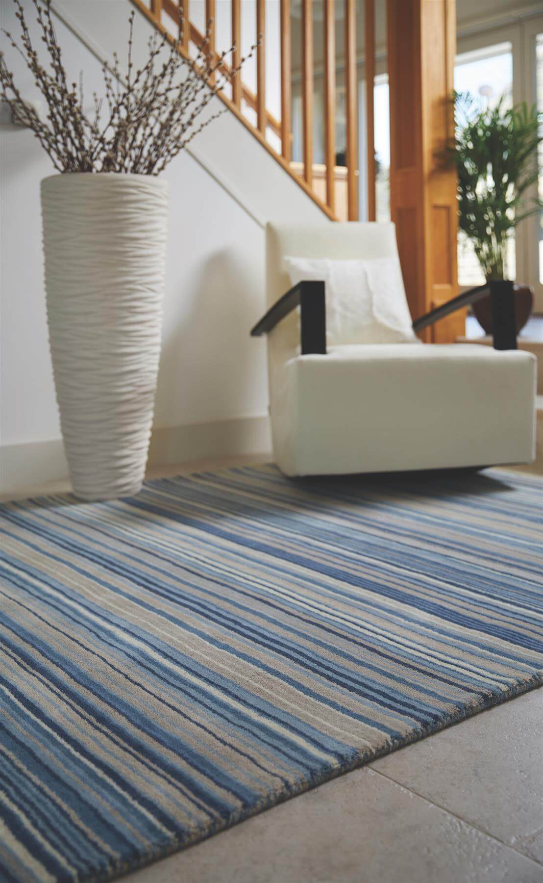 Fine Stripes Blue Wool Rug — room photo 4