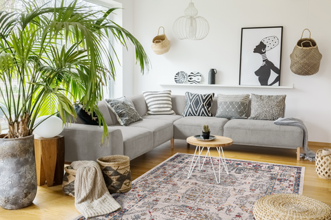 Vintage Area Rug 7659 – Beige Traditional Pattern