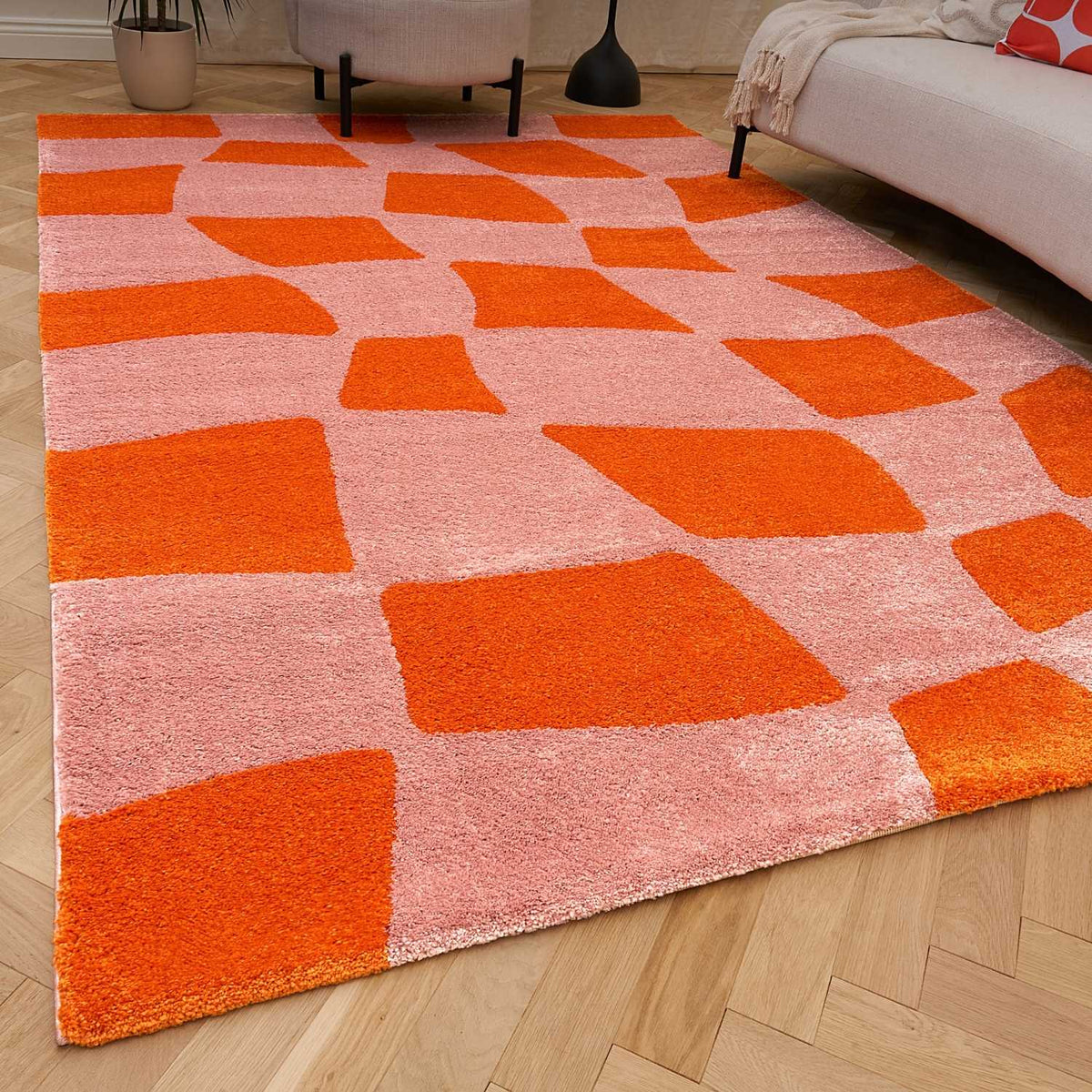 Joli Checkered Orange & Pink Rug — room photo 8