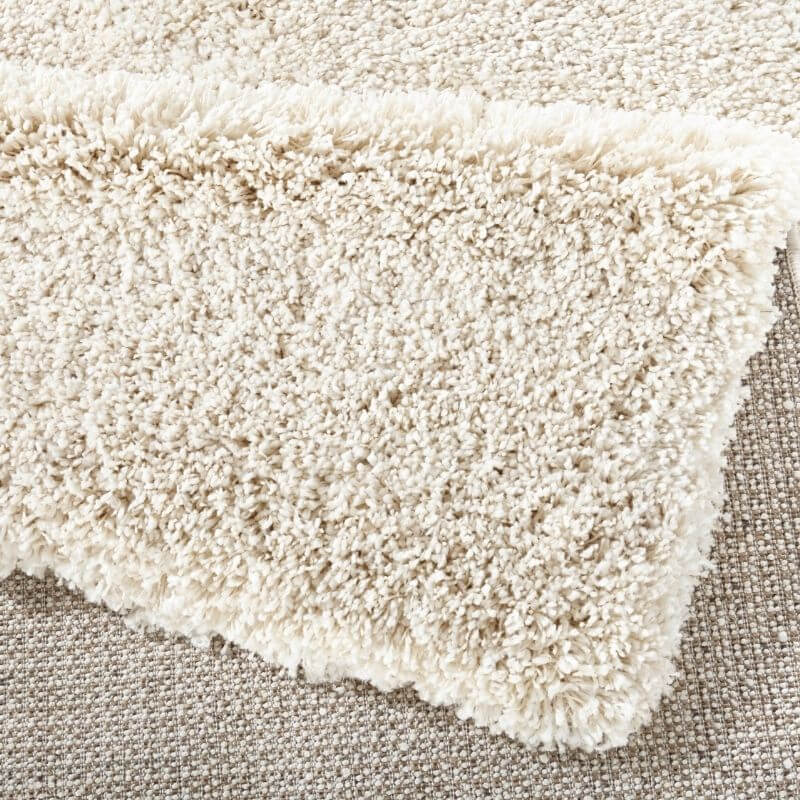 Deep-Pile Rug Venice Cream Color — room photo 2