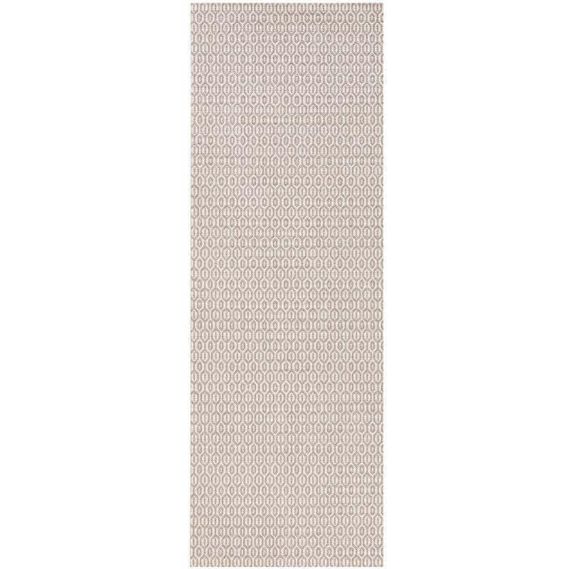 Indoor Outdoor Coin Rug – Geometric Design — room photo 5