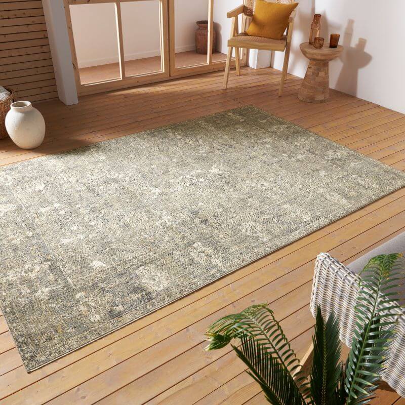 Indoor Outdoor Luxor Rug — room photo 5