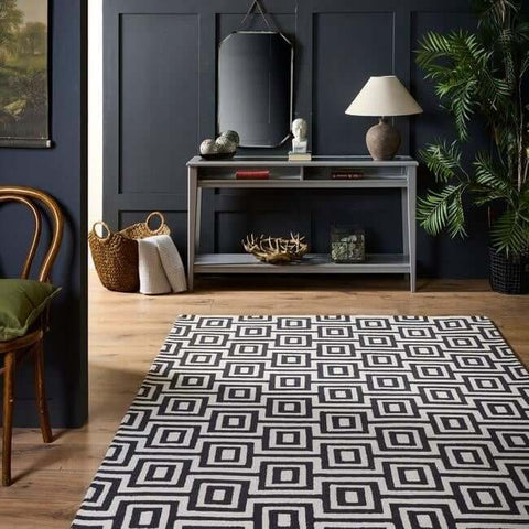 Wool Labyrinth Rug White and Black
