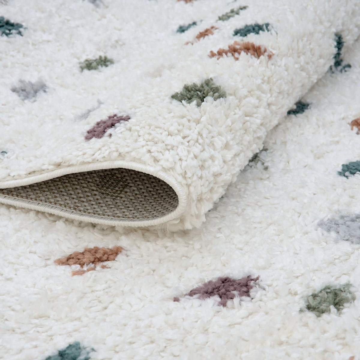 Moodi Shaggy Multicolour Jubile Rug — room photo 4