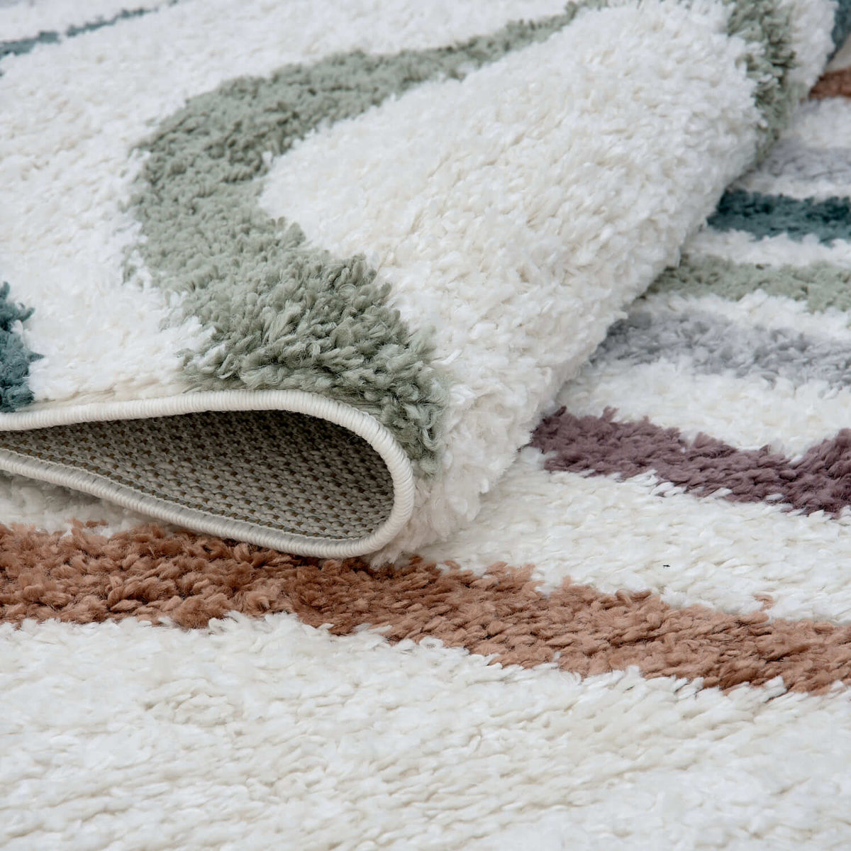 Moodi Shaggy Multicolour Mirage Rug — room photo 3