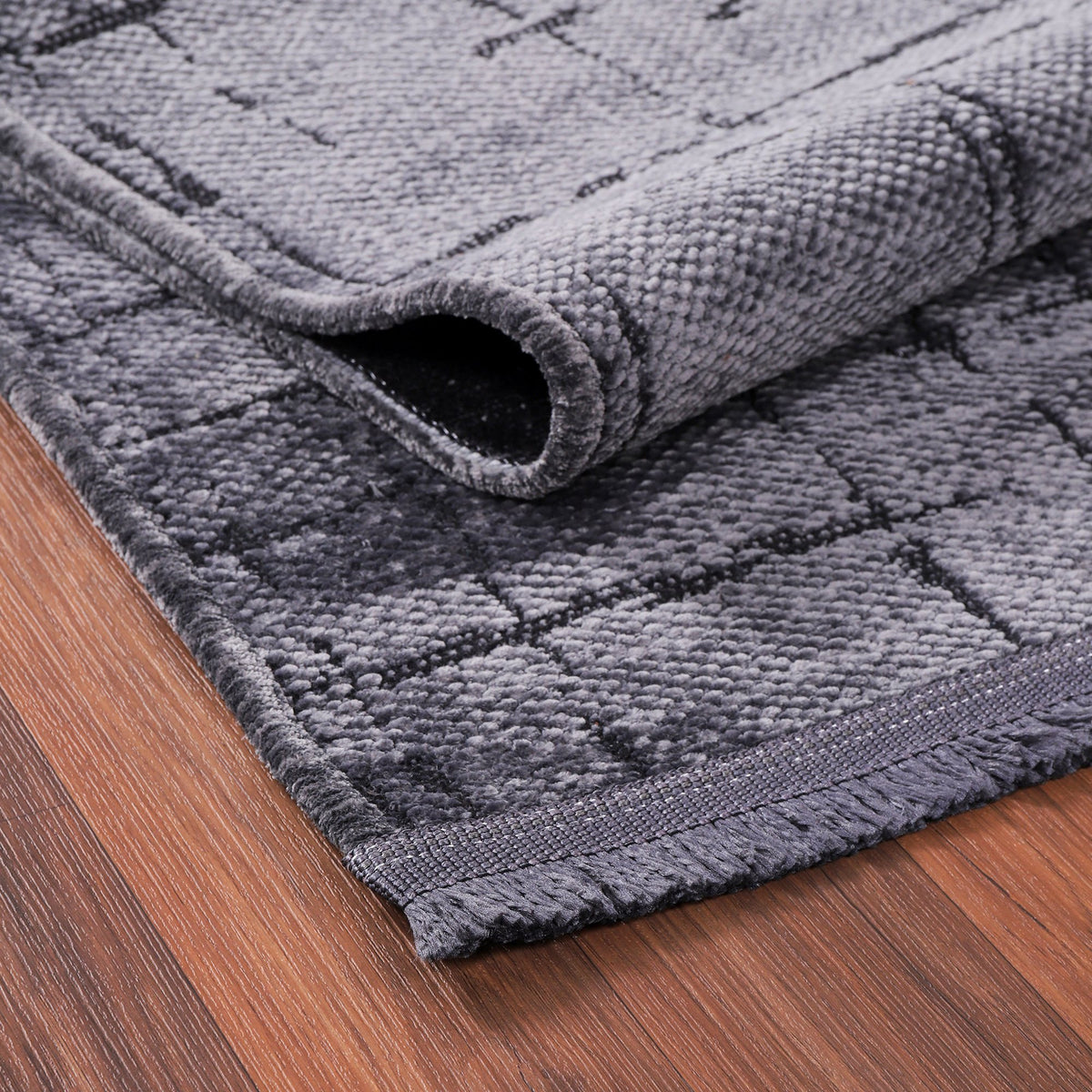 Charcoal Crosshatch Washable Rug pile close-up