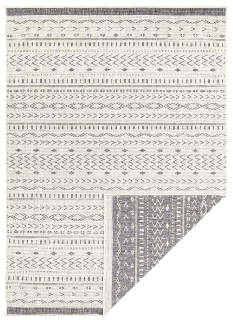 Kuba Reversible Indoor-Outdoor Rug — room photo 2