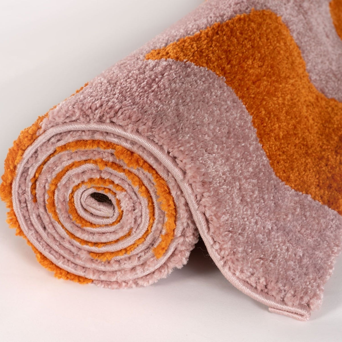 Joli Checkered Orange & Pink Rug — room photo 6