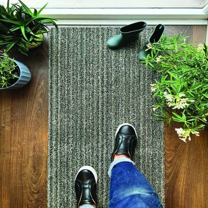 Washable Mat Stripe Design in Multicolour — room photo 4