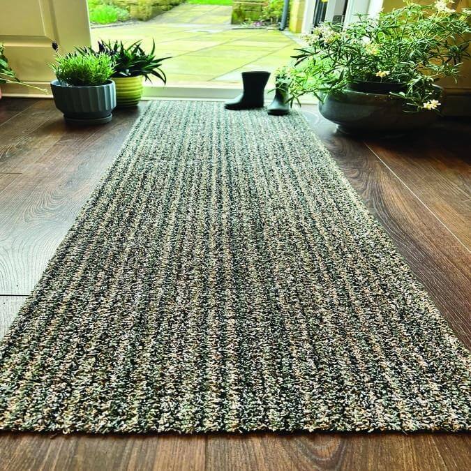 Washable Mat Stripe Design in Multicolour — room photo 5