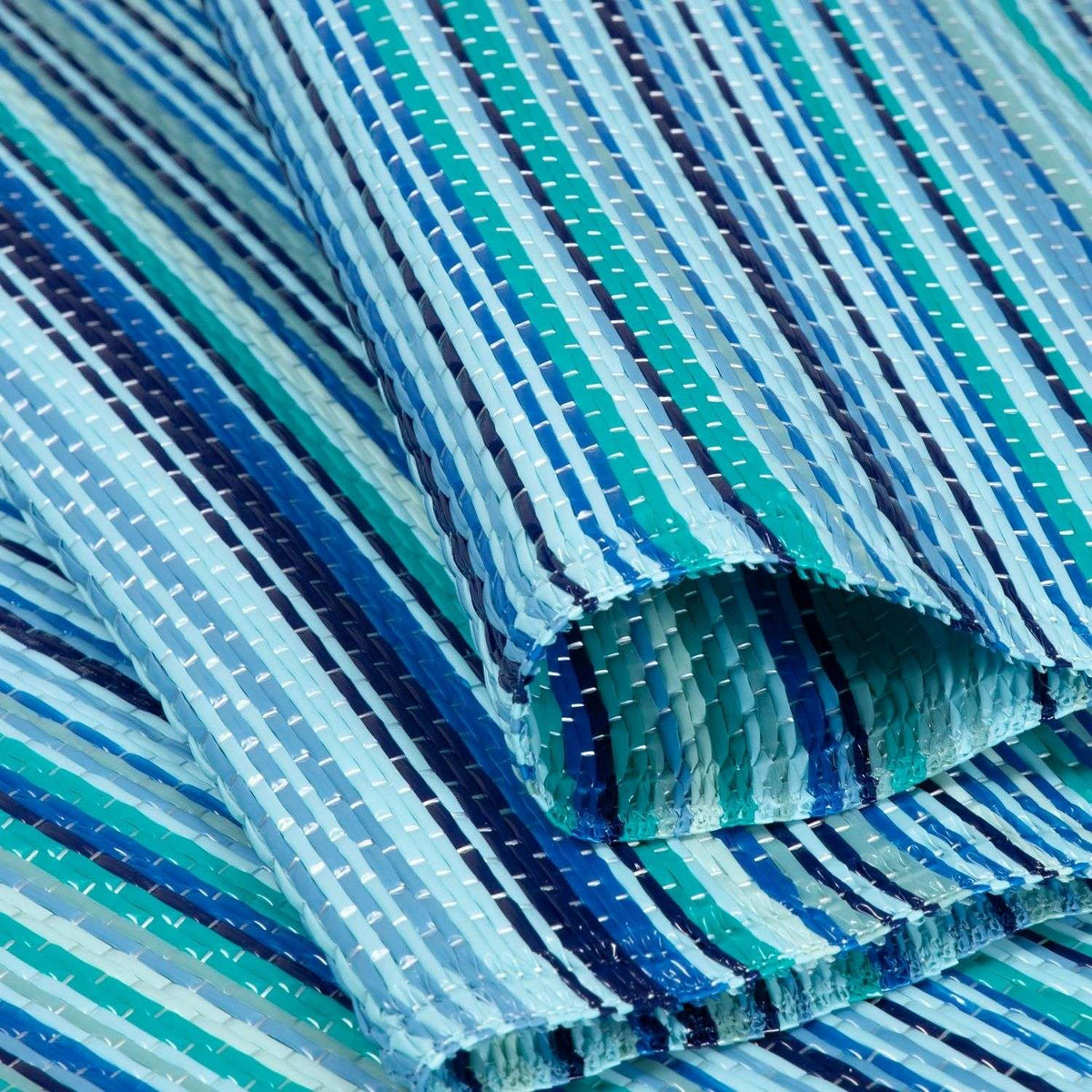 Rainbow Outdoor Rug Blue | 1020 — room photo 3