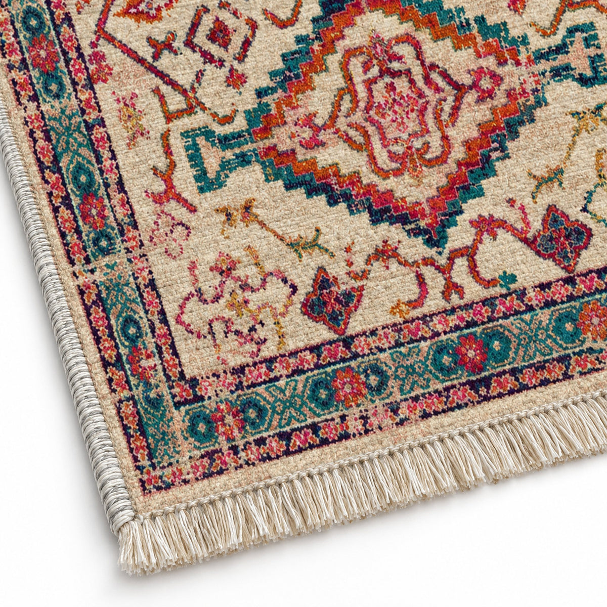Tribal Medallion 7661 Aubergine washable rug close-up of the printed chenille